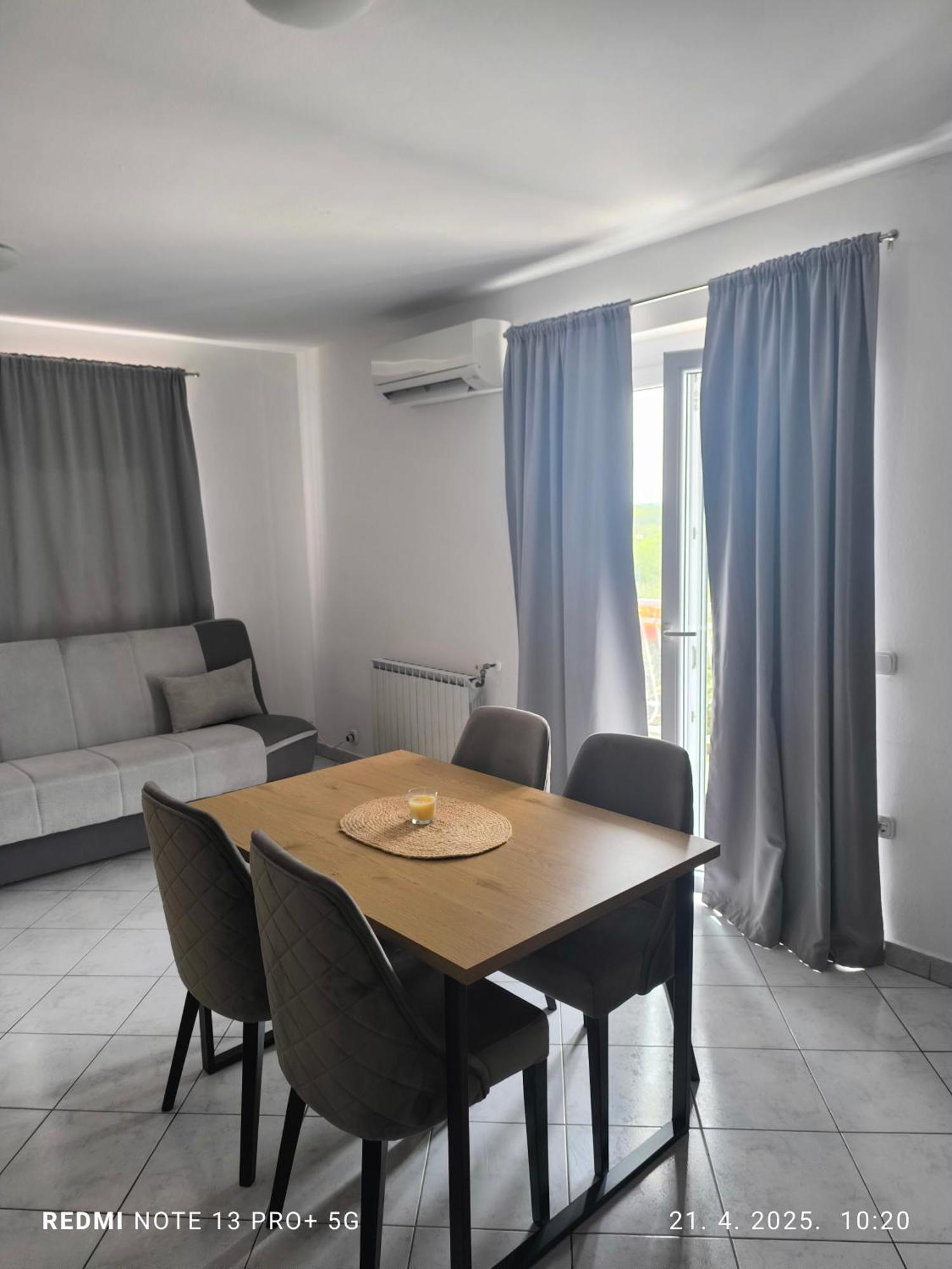 Apartments Erenda Fuškulin 外观 照片